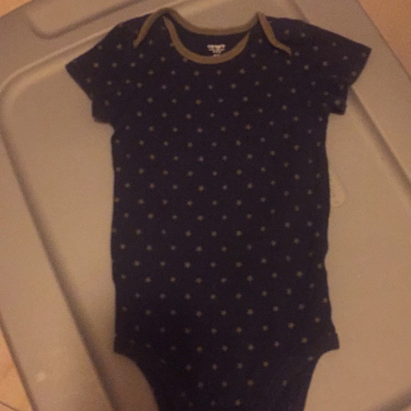 Carter’s18 month onesie two - Picture 4 of 5